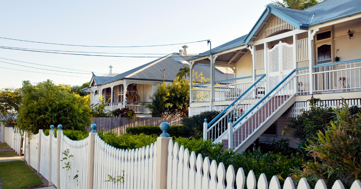 Street view of Queenslaner homes